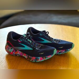 Brooks Limited edition eclipse ghost 15 running / athletic shoes